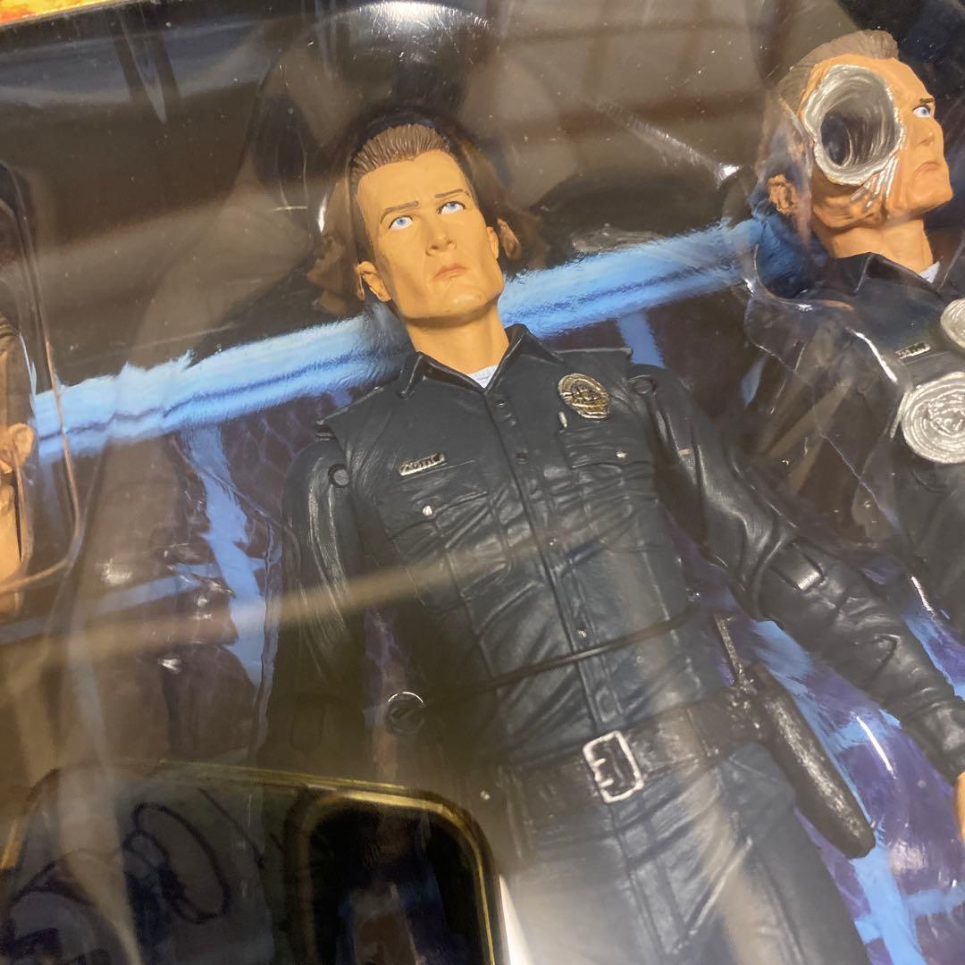 超歓迎】 Neca 値下げ ネカ フィギュア T-1000 ターミネーター2 SF