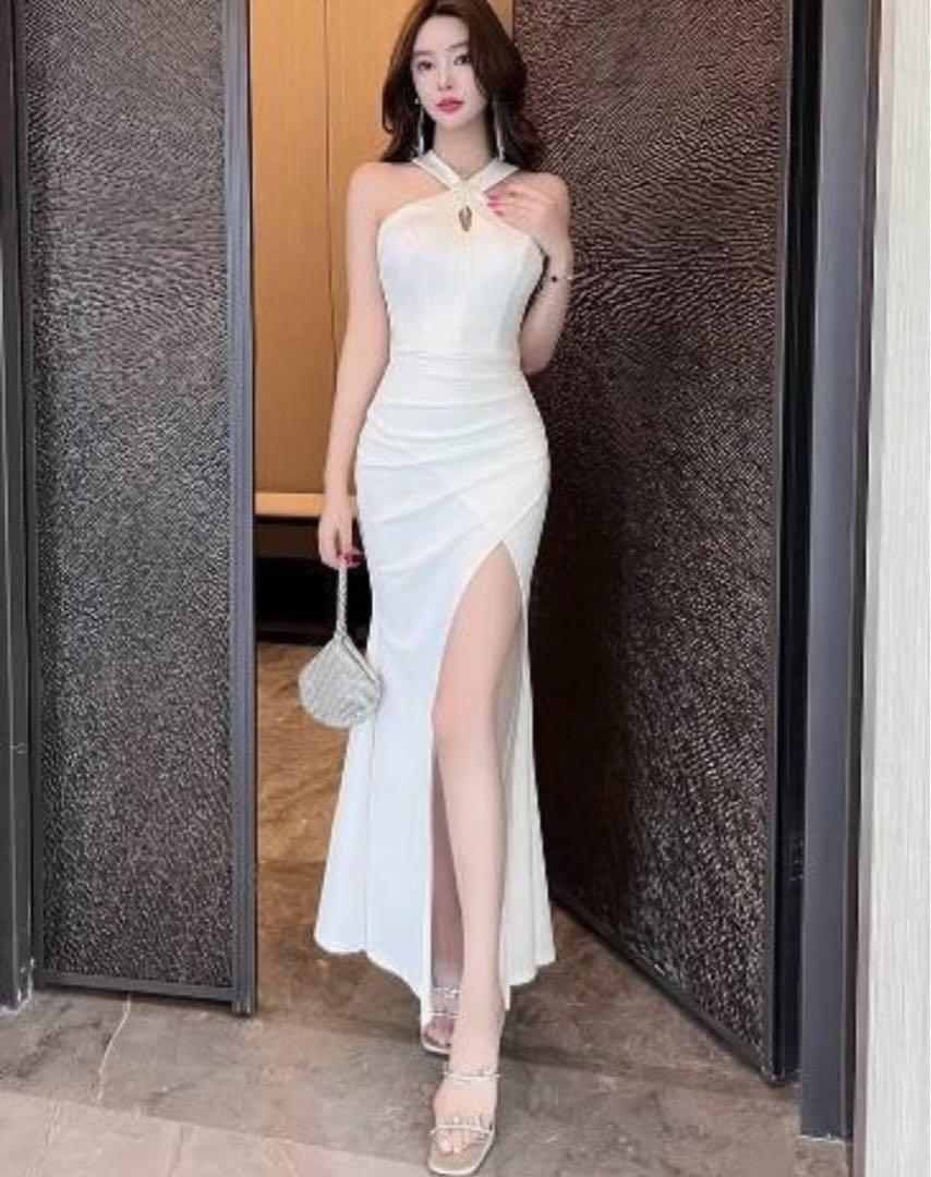 イブニングドレス❤️ホルターネック❤️タイト❤️セクシー❤️結婚式❤️演奏会