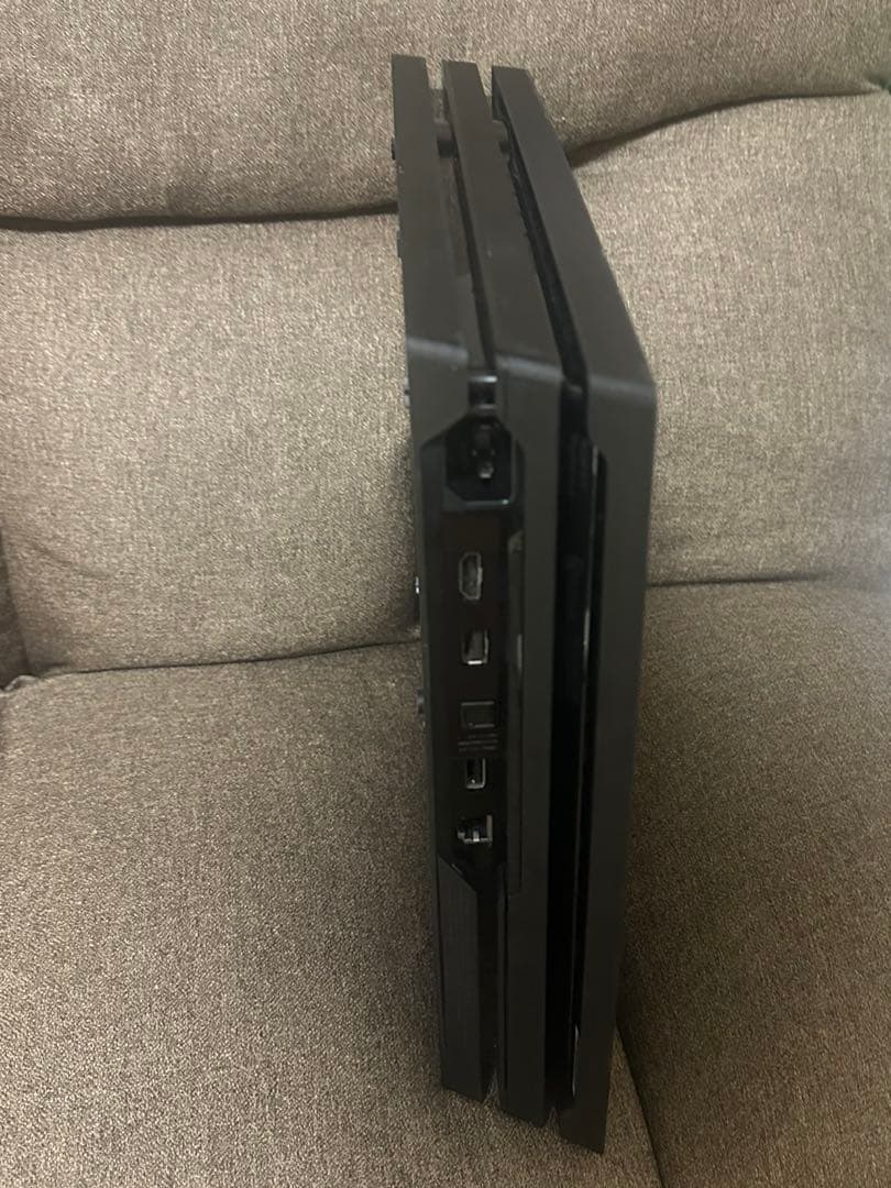 PlayStation 4 pro 1TB CUH-7200シリーズPlayStation4 UP786_INFO