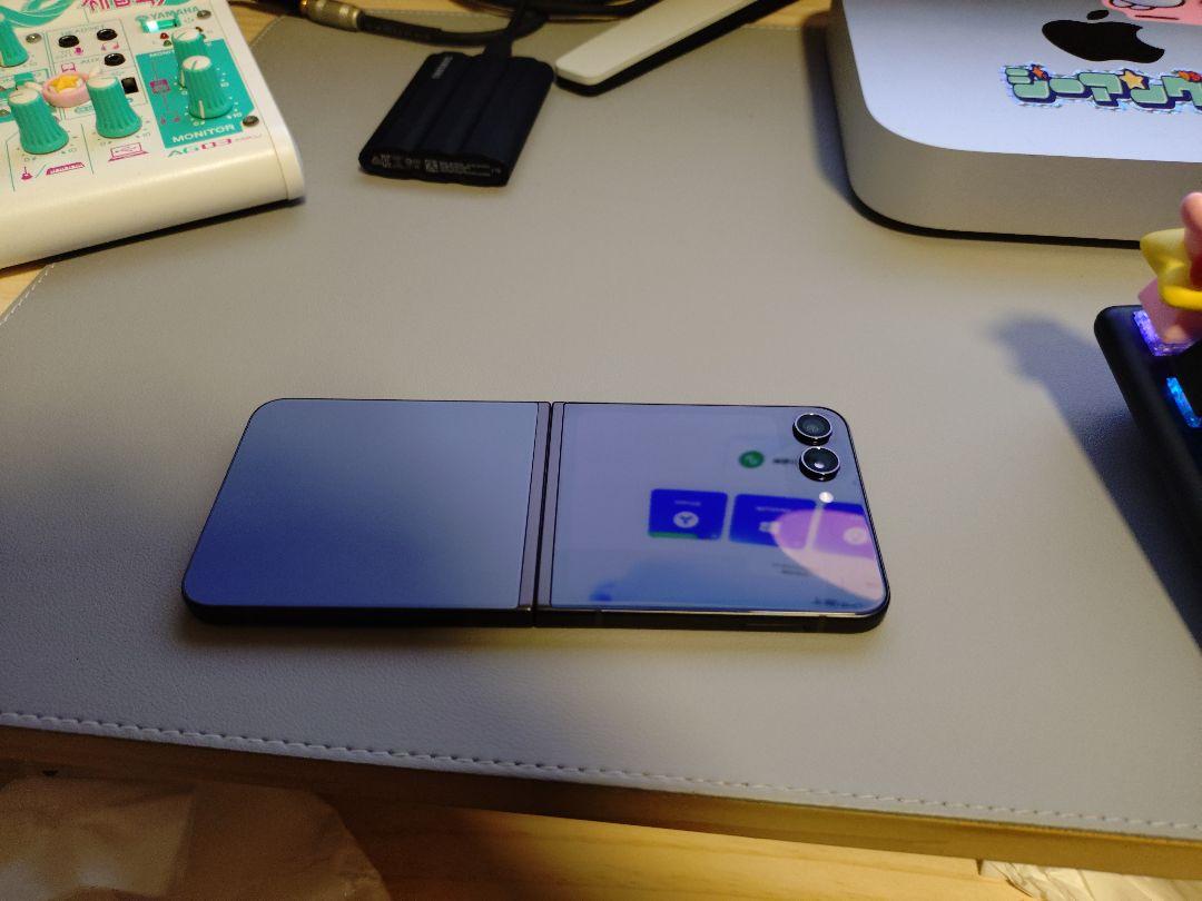 Galaxy Z Flip5 256G 中国公式サイト限定版 SIMフリー