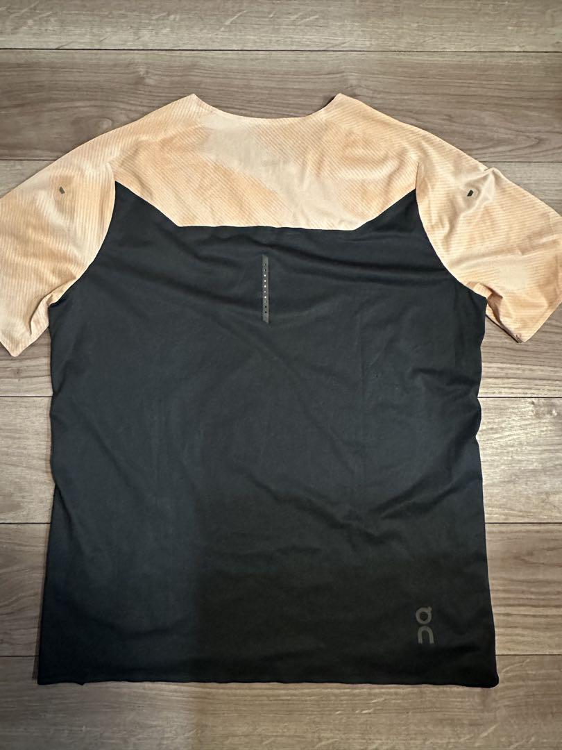 On パフォーマンス Tシャツ　メンズLサイズ