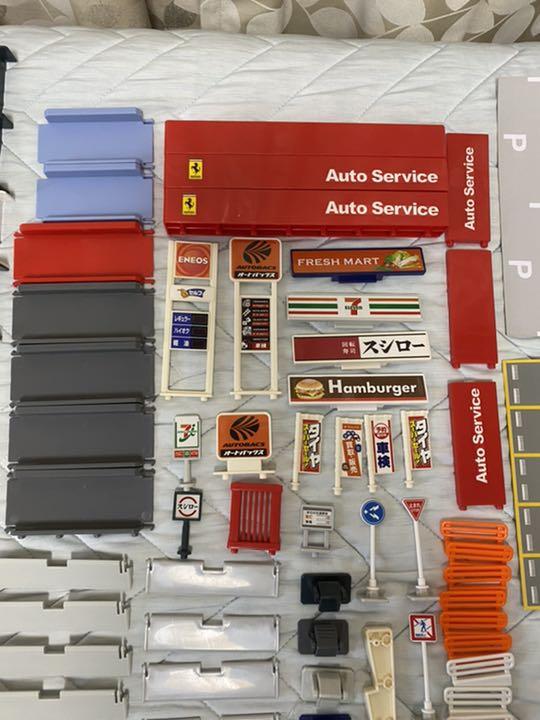 トミカタウンいろいろセットです w DXbk0-m76390094170 低価お得