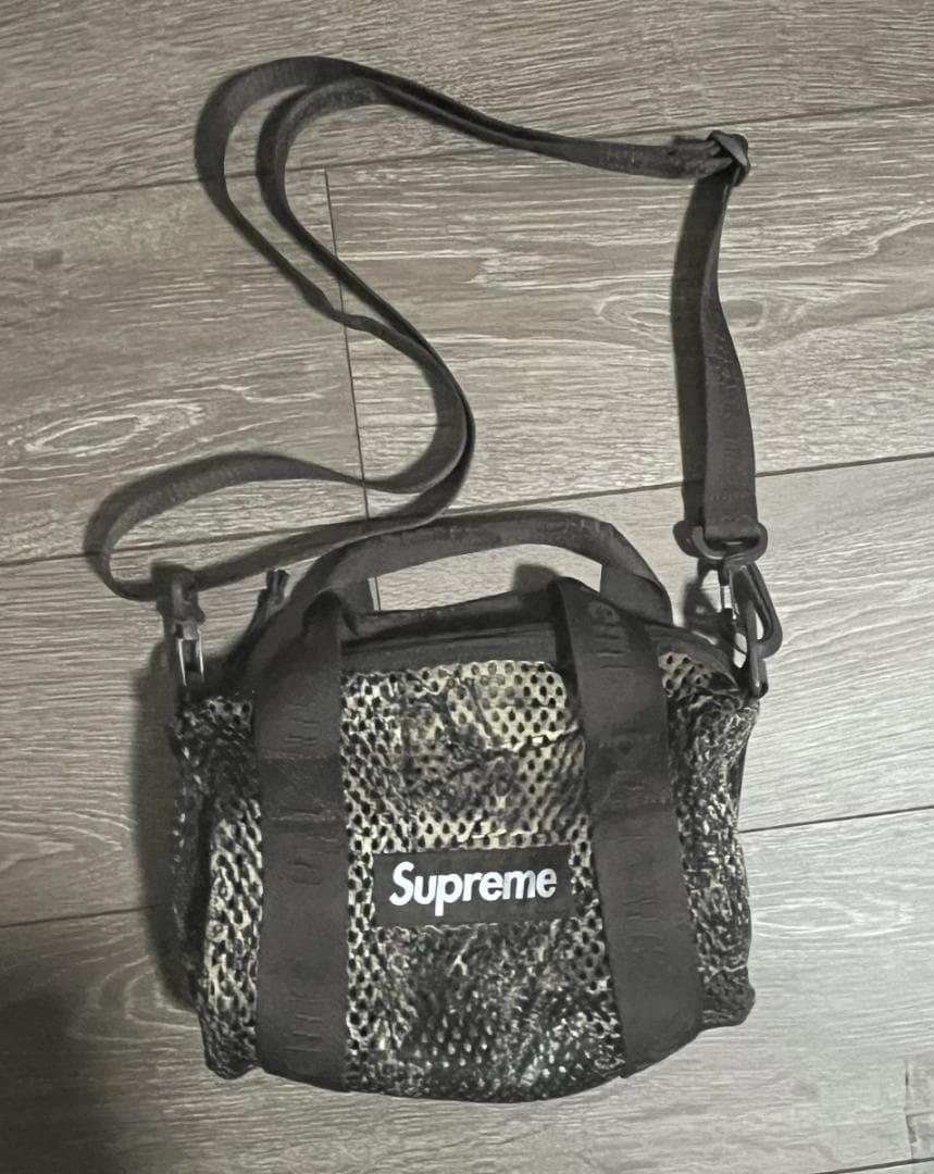 Supreme Mesh Mini Duffle Bag Camo 25SS - メルカリ