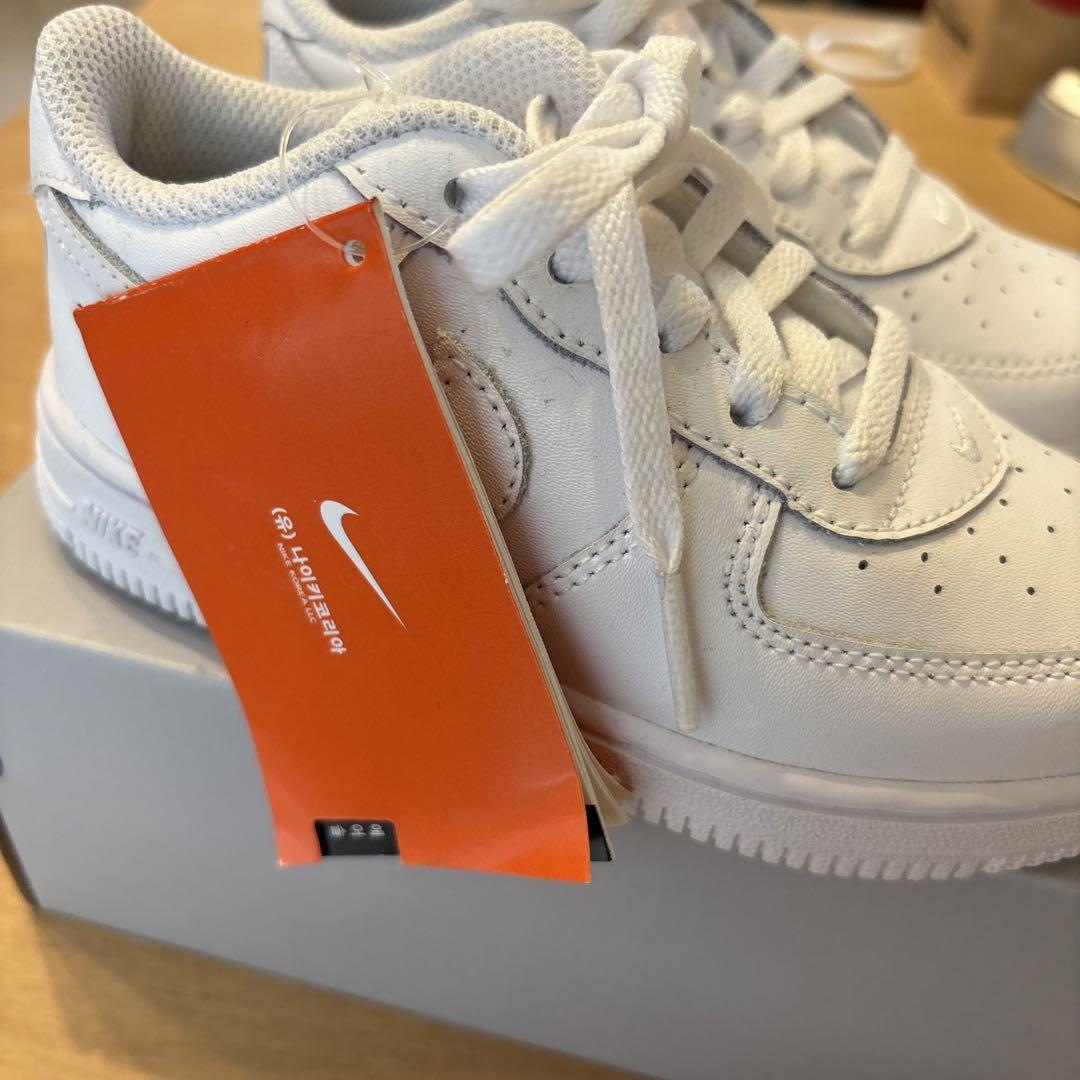 Nike Air Force 1 ホワイト キッズスニーカー
