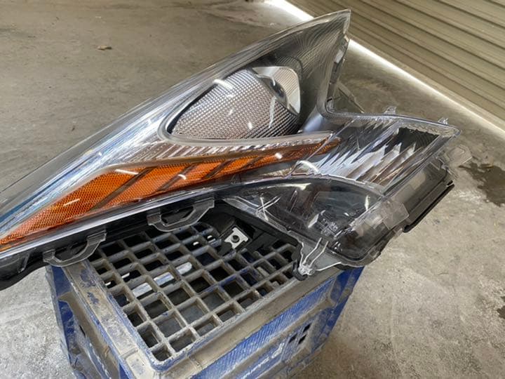 プリウス50 右ヘッドライト | contifarma.pe