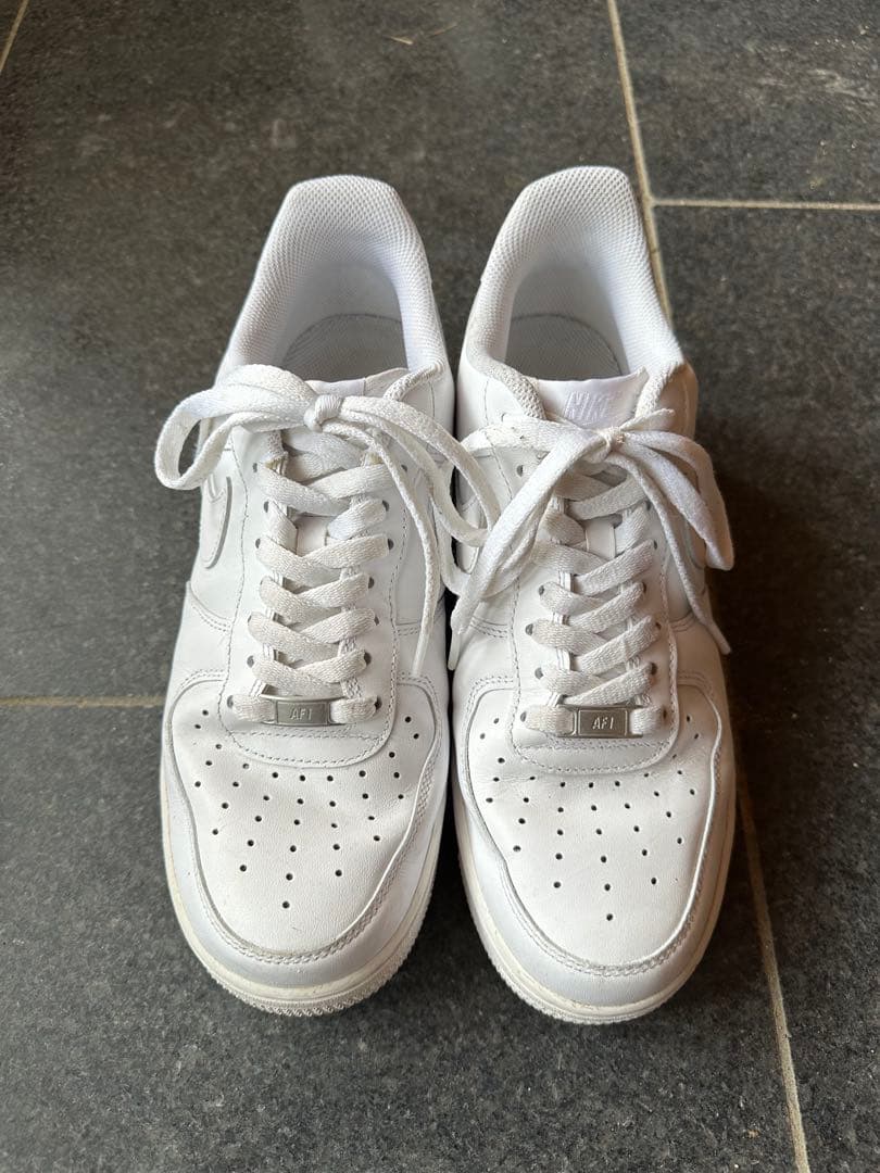 Nike Air Force 1 ホワイト