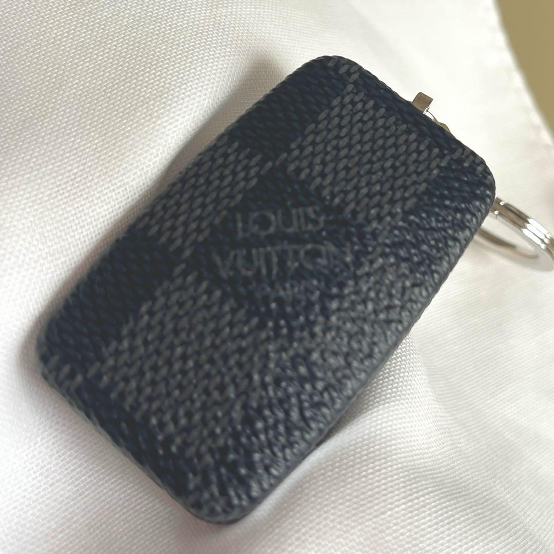 LOUIS VUITTON★キーホルダー　ダミエM66123 箱、保管袋付き