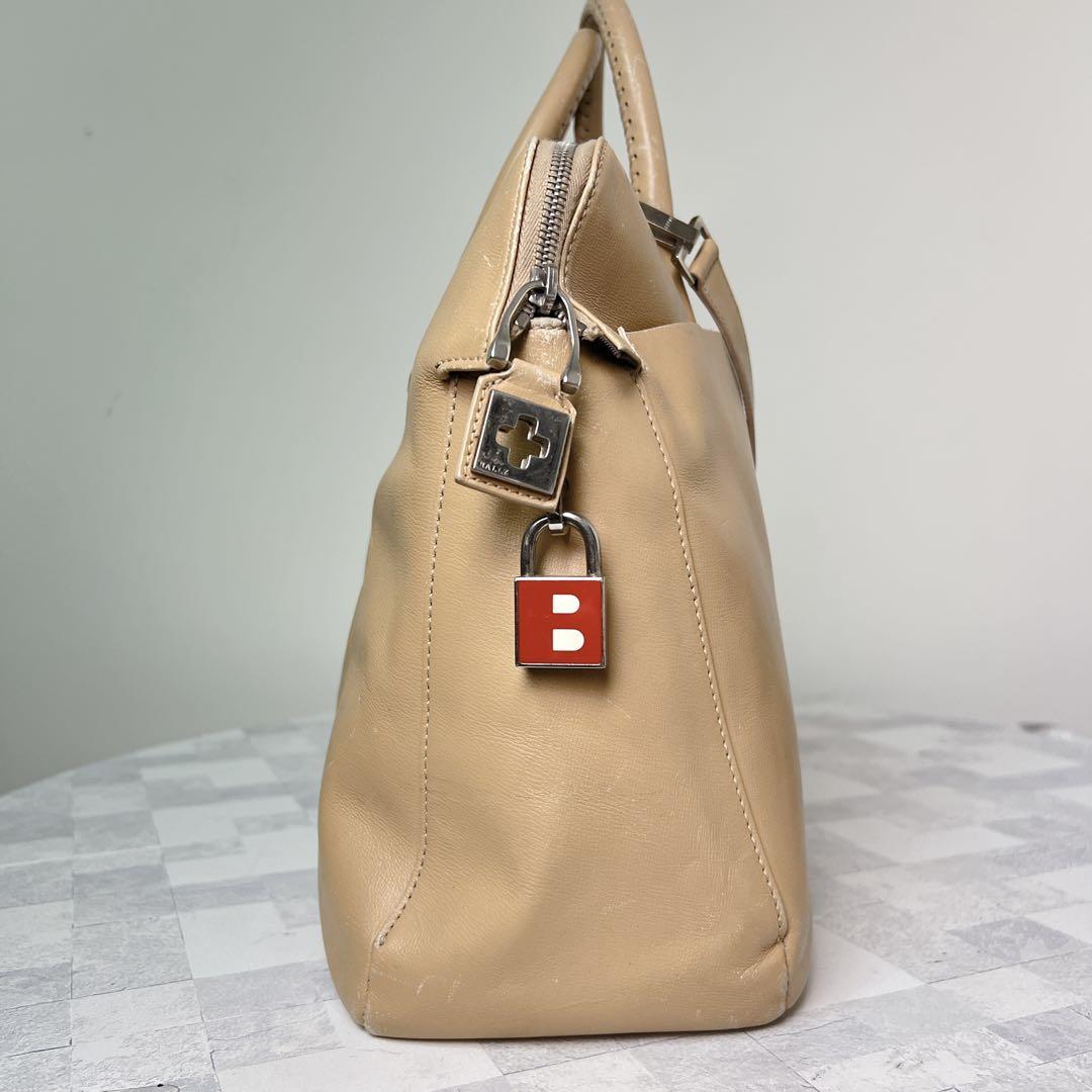 BALLY バリー レザー 2WAY ビジネス ハンドバッグ A4収納 南京錠
