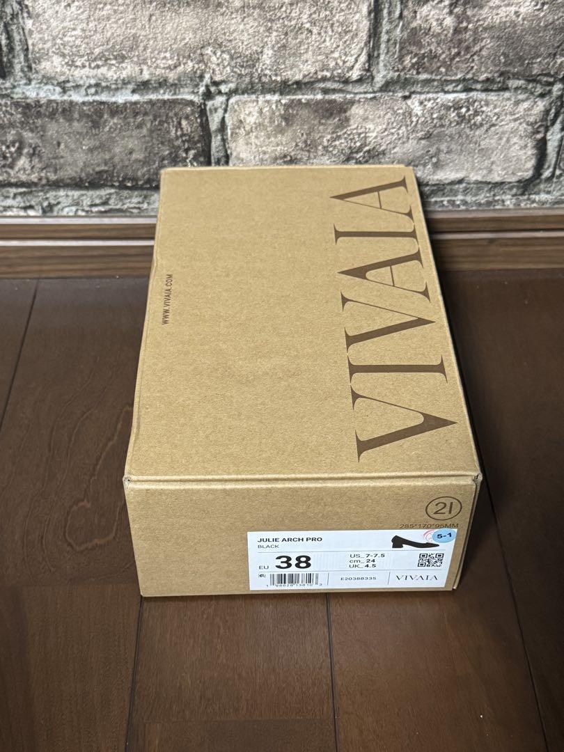 【VIVAIA】ラウンドトゥ チャンキーヒール パンプス