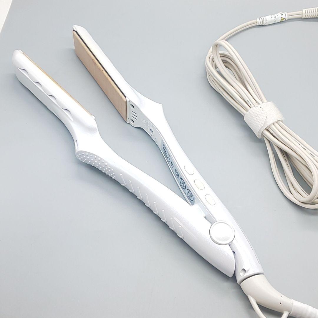 絹女 KINUJO キヌージョ ストレートアイロン《シリアルナンバー有》71 絹女 KINUJO キヌージョ ストレートアイロン《シリアルナンバー有》71