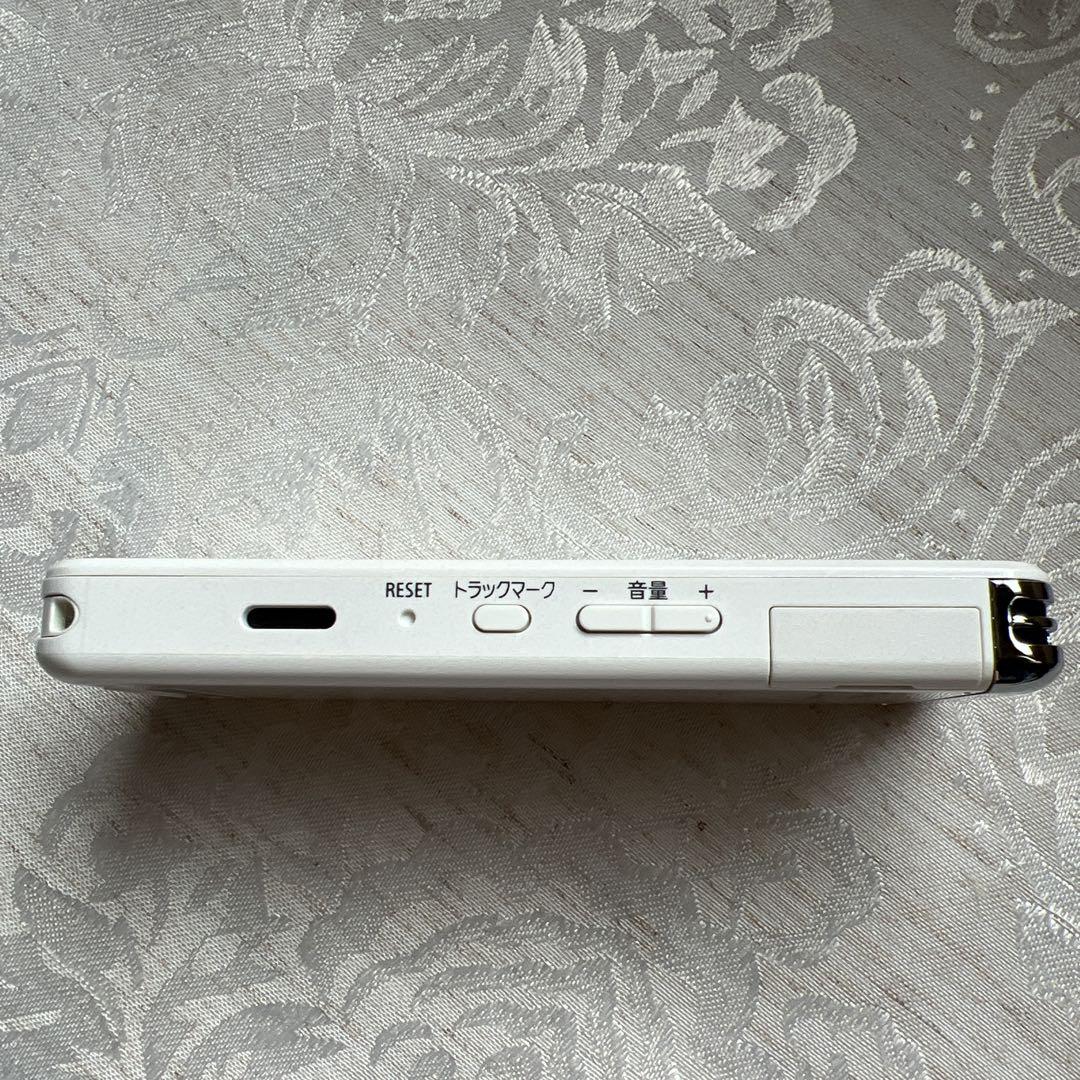 中古 SONY ポータブルラジオレコーダー ICZ -R100 ICレコーダー