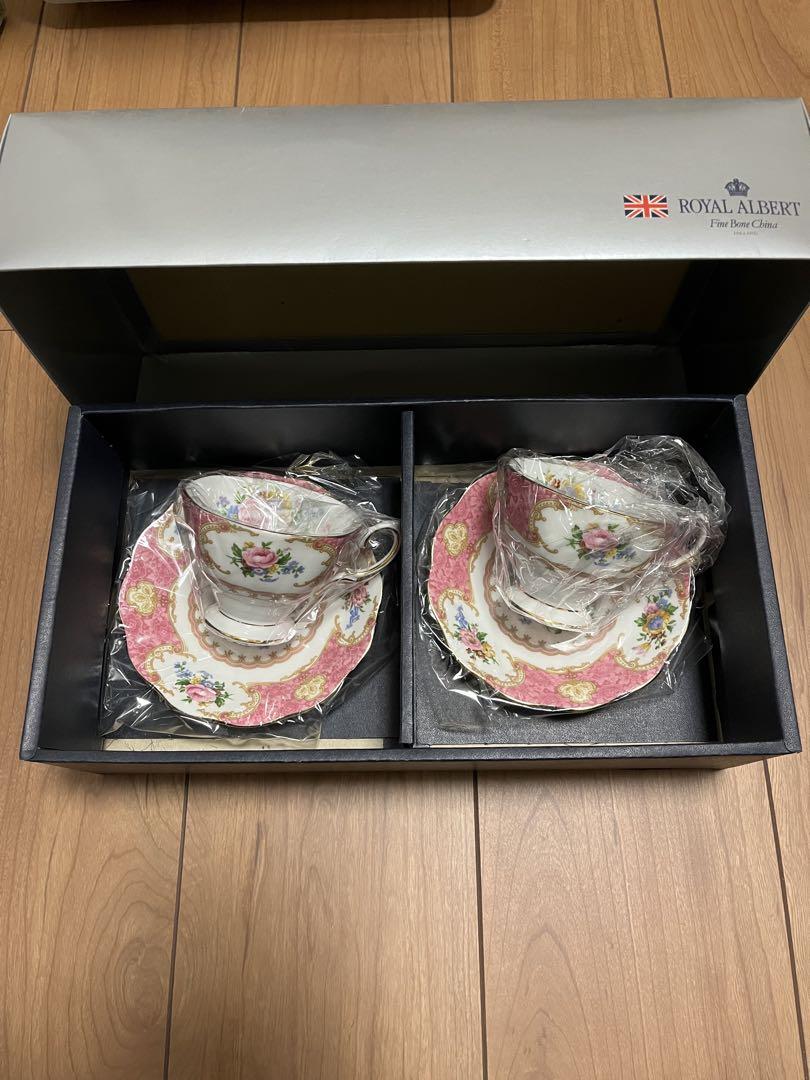 ロイヤルアルバートティーカップペアセット