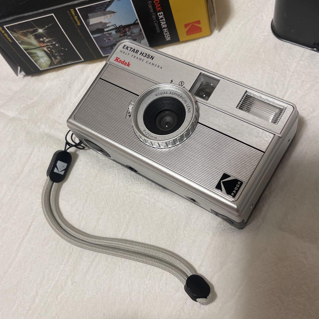Kodak Ektar H35N ハーフフレームカメラ Amazon.com : KODAK EKTAR H35N Half Frame Film Camera, 35mm