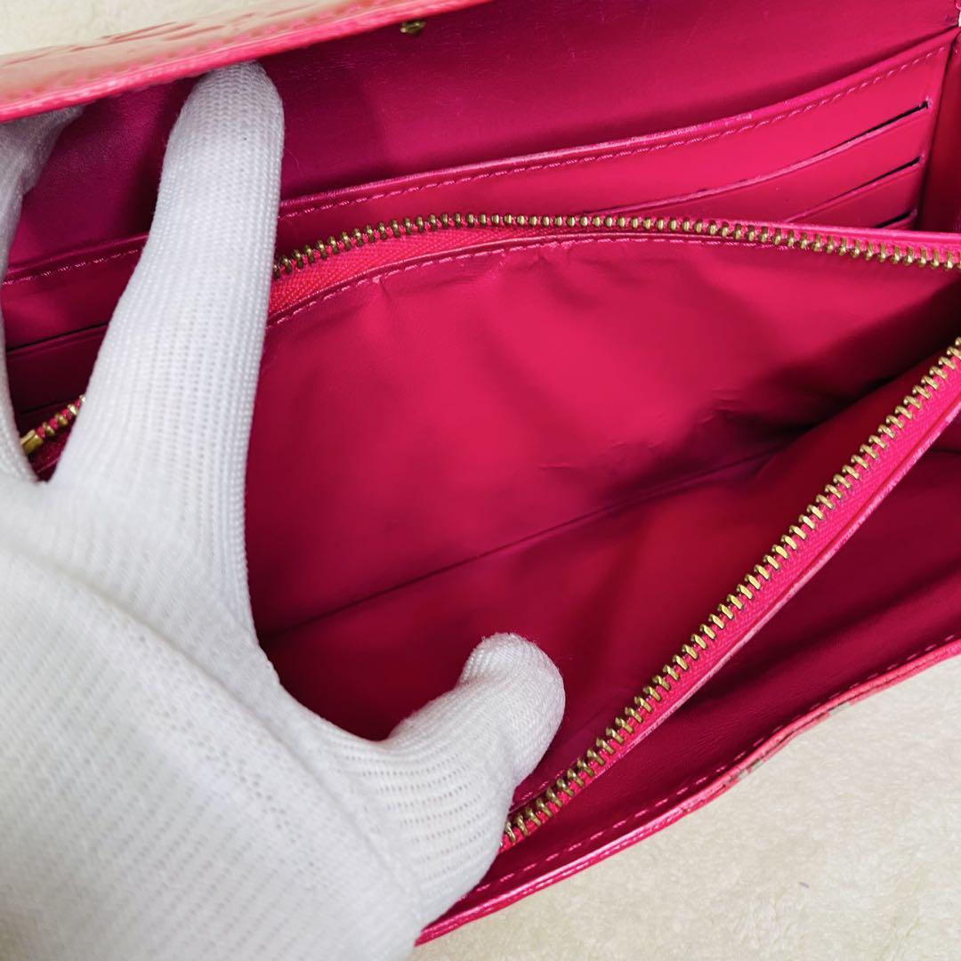 Louis Vuitton ルイヴィトン 長財布 ヴェルニ モノグラム 赤