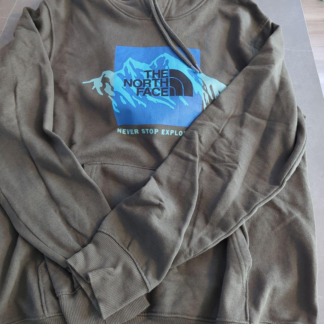 ノースフェイス　パーカー