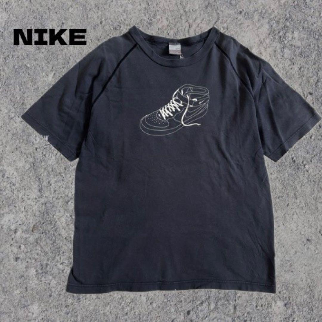 ナイキ Tシャツ ダークグレー スニーカーイラスト コットン素材 半袖 B014