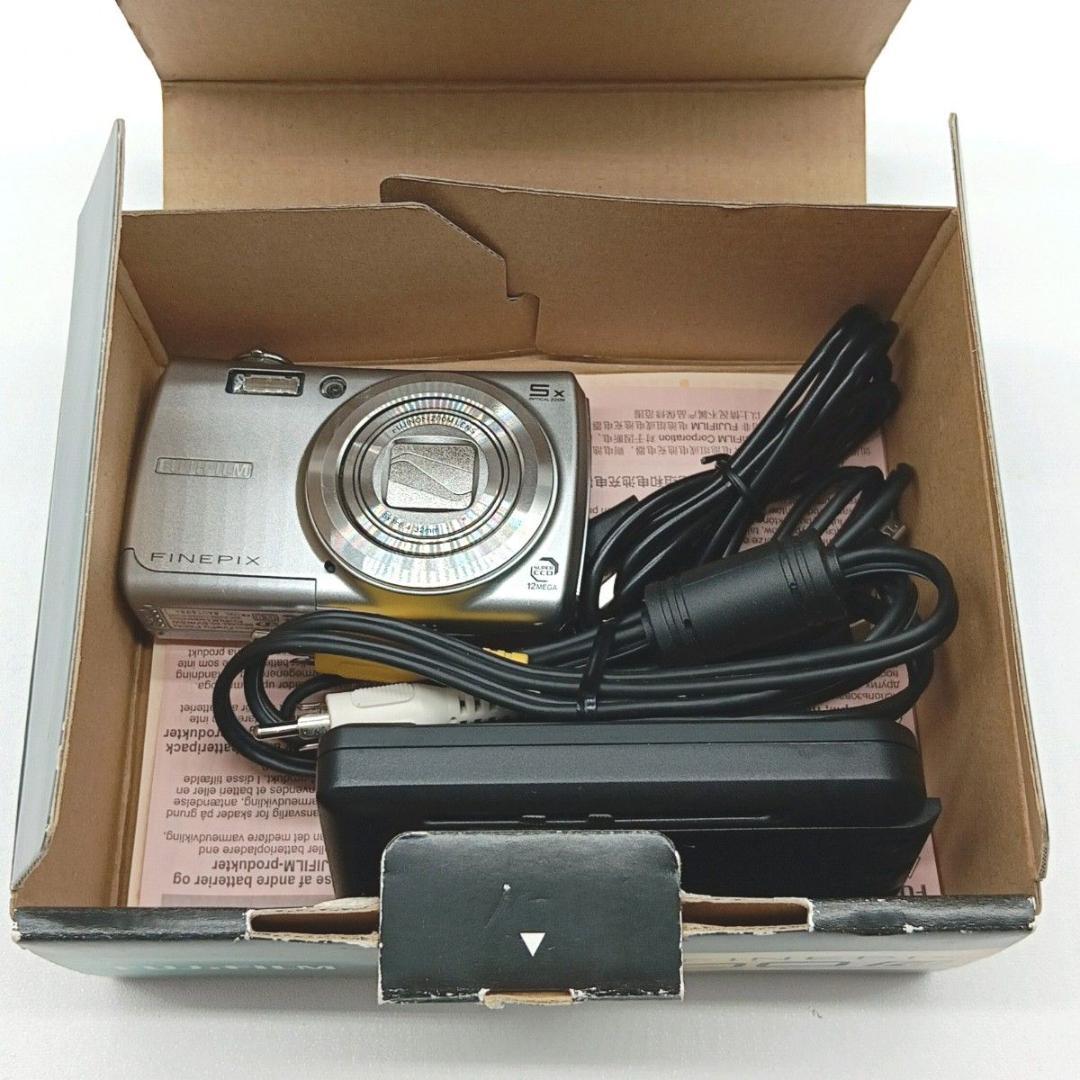 FUJIFILM FINEPIX F100FD 富士フイルム デジカメ コンデジ