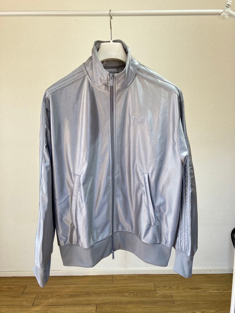adidas シルバー トラックジャケットS アディダス adidas シルバー トラックジャケットS アディダス