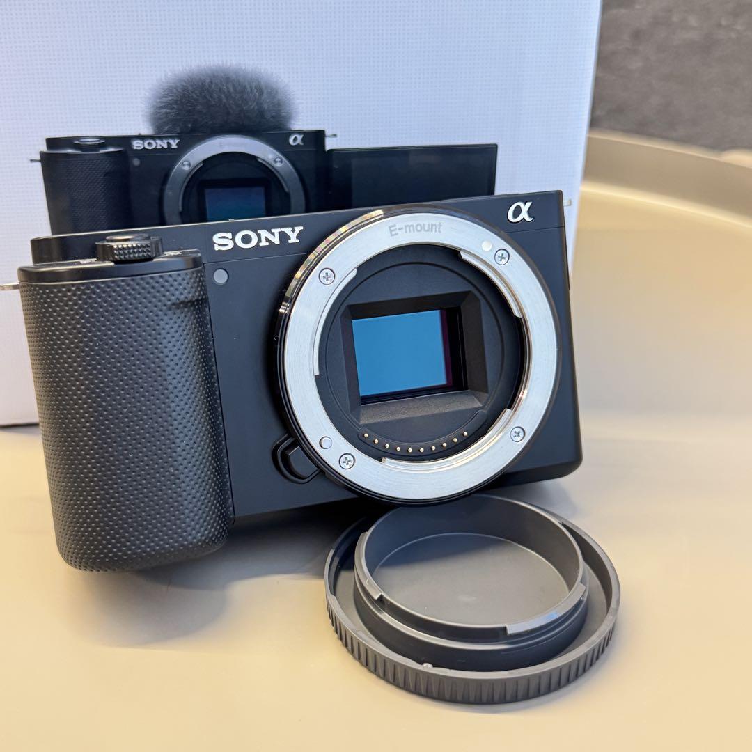 SONY ZV-E10 本体（レンズなし） 超美品 動作確認済　ミラーレス　4K
