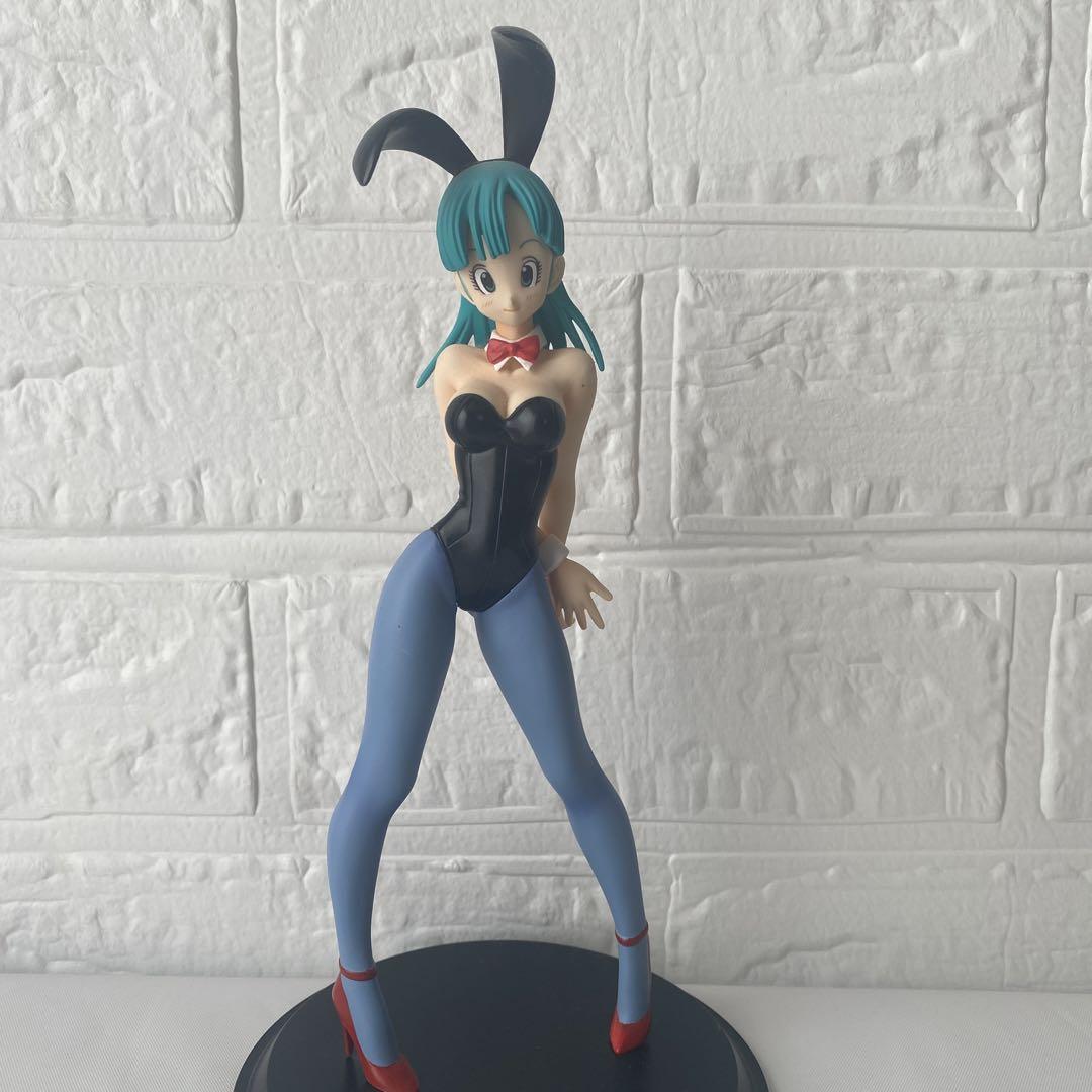 ドラゴンボールDX組立式ぴちぴちギャルフィギュア　ブルマ　2体セット