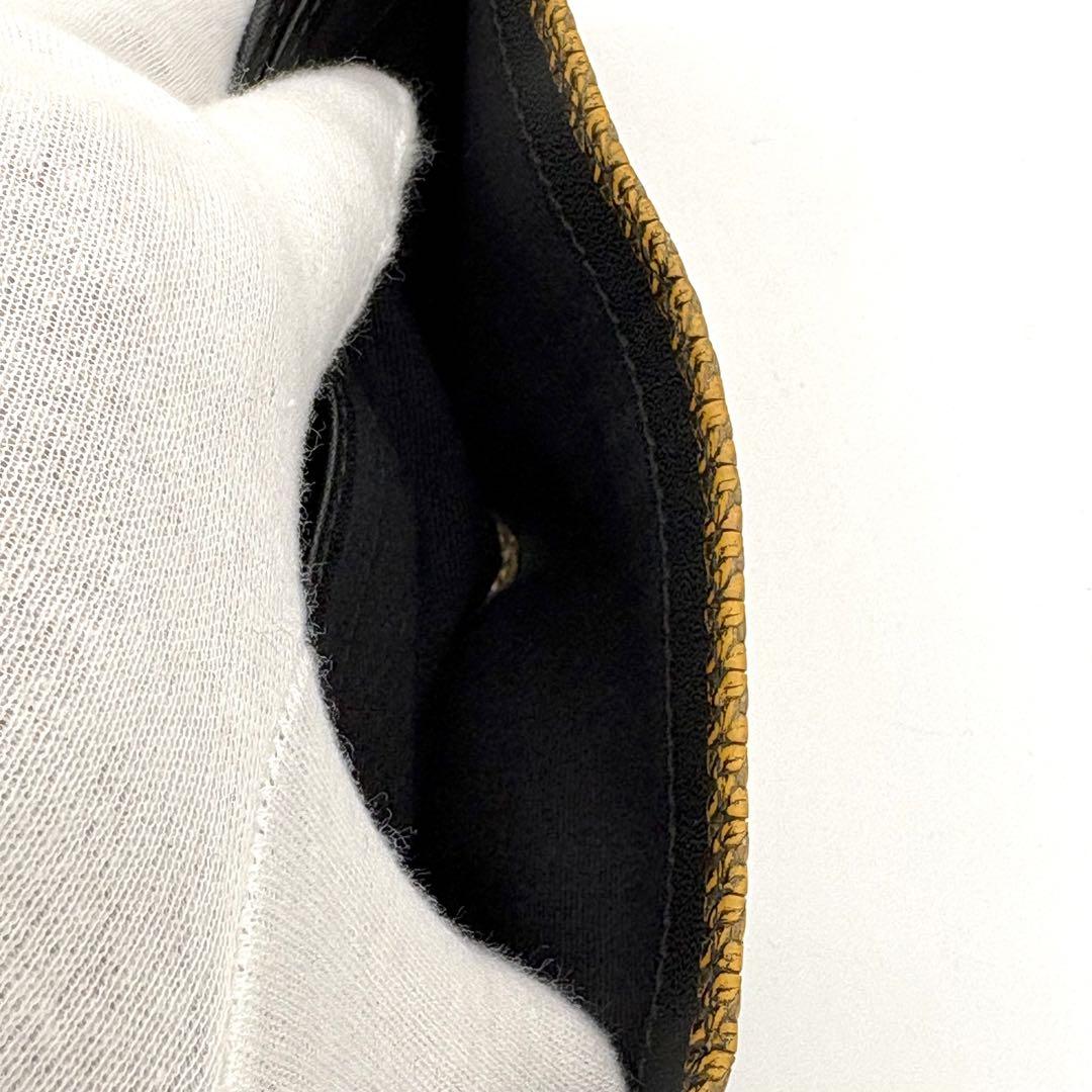未使用級 Vivienne Westwood ヴィヴィアン 折り財布 黄色