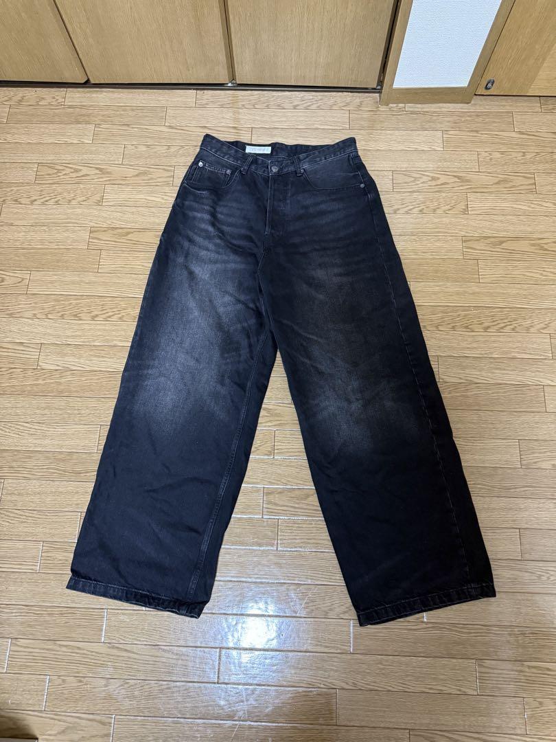 ZARA エクストラバギーデニム EUR 38 完売品 ZARA エクストラバギーデニム ブラック EUR38 - メルカリ