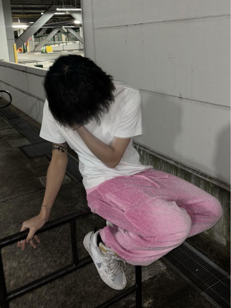 dieselスウェットパンツ　ピンクギャル