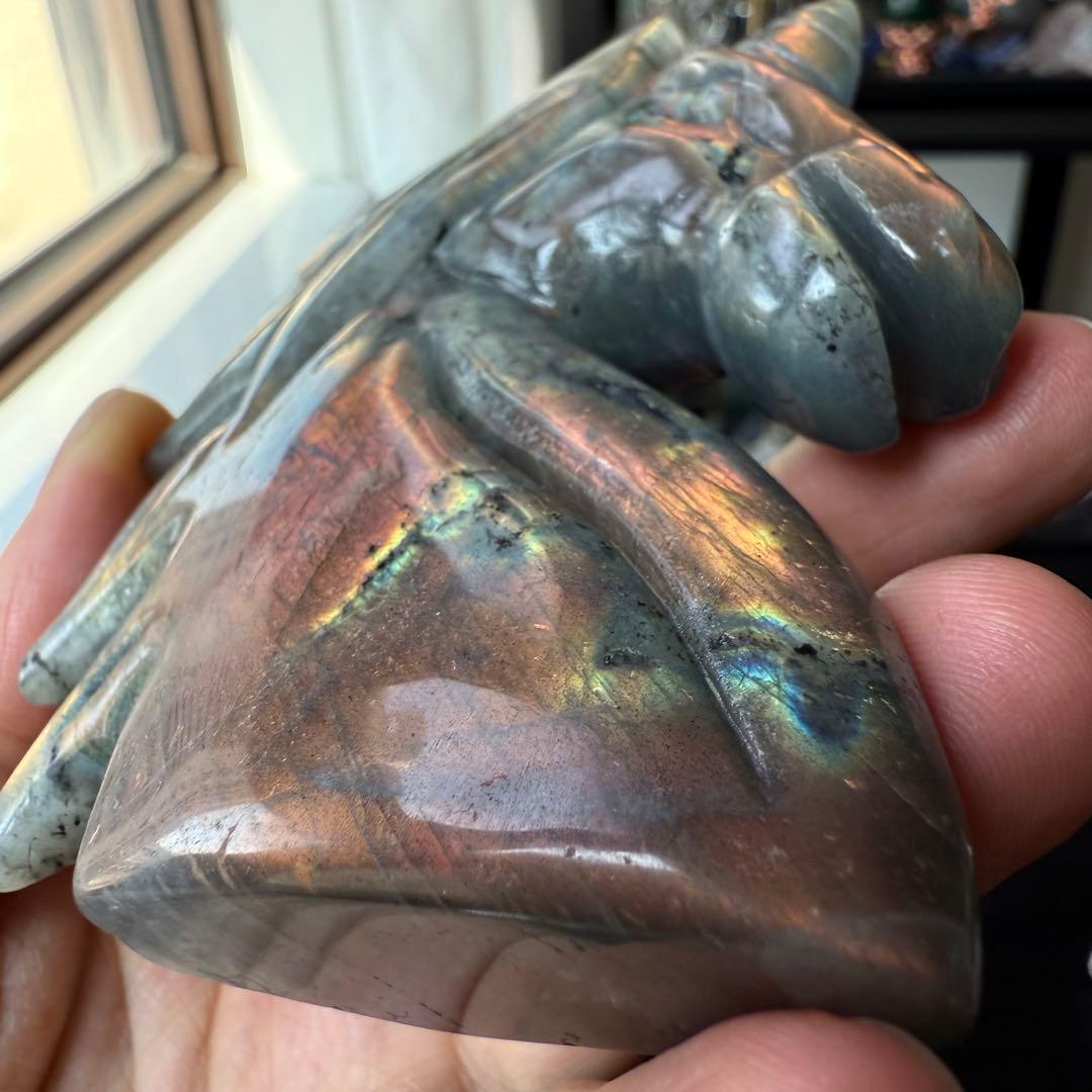 天然石ラブラドライトのユニコーン 置物 彫物NO.081905 - メルカリ