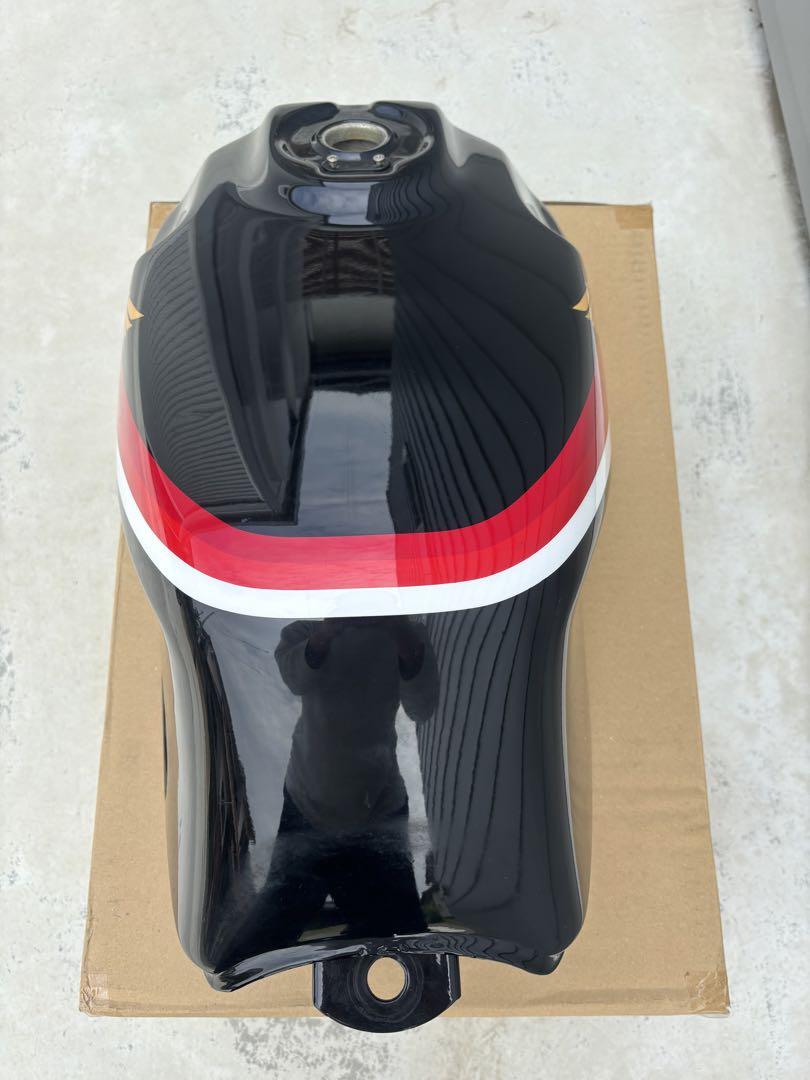 売り切れ必至！ ぽぽ子様専用 セット 外装 サイドカバー タンク 1型 cbr400f パーツ