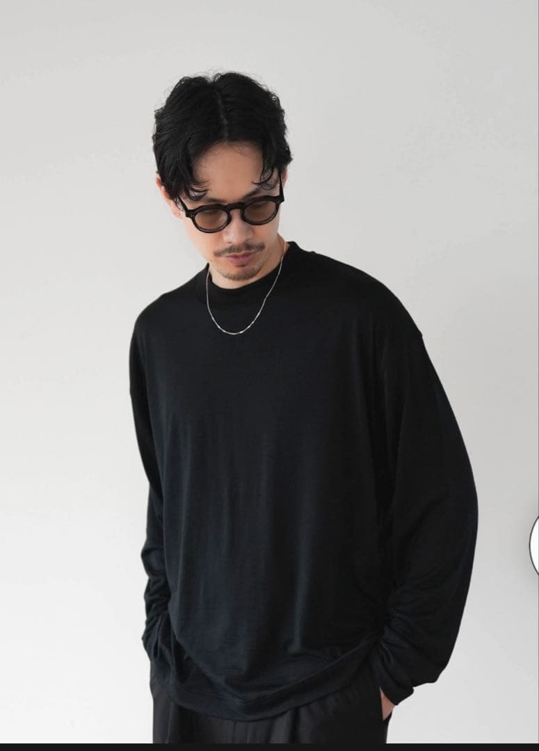 HIGH-END モックネックロンＴ スーパーエクストラファインメリノウールM