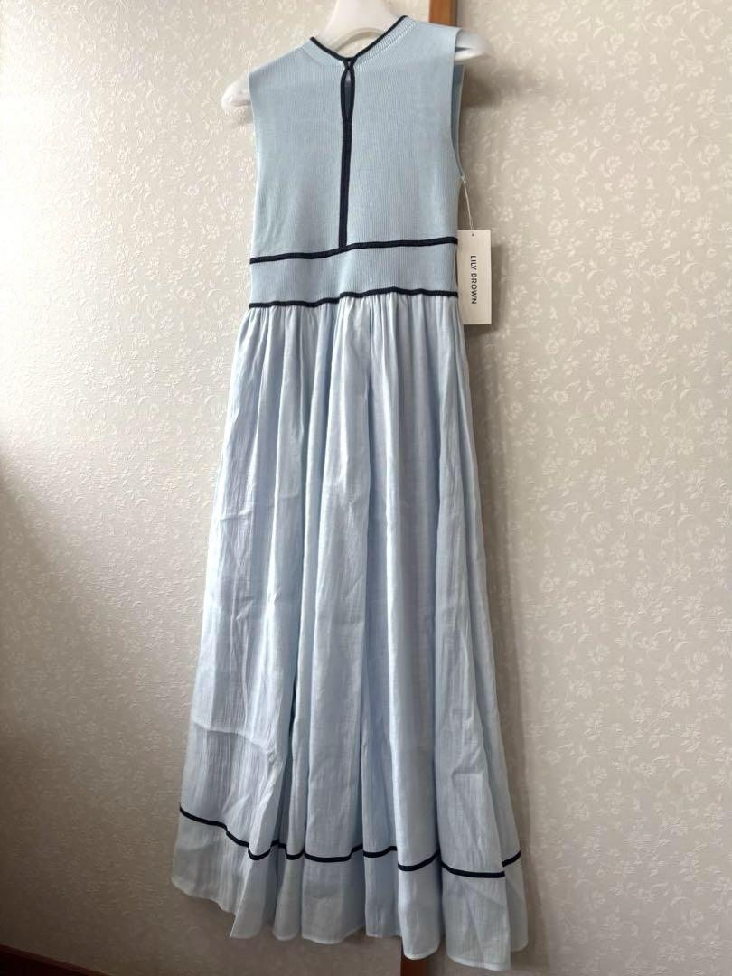 新品タグ付き》Lily Brown バイカラーラインニットコンビワンピース