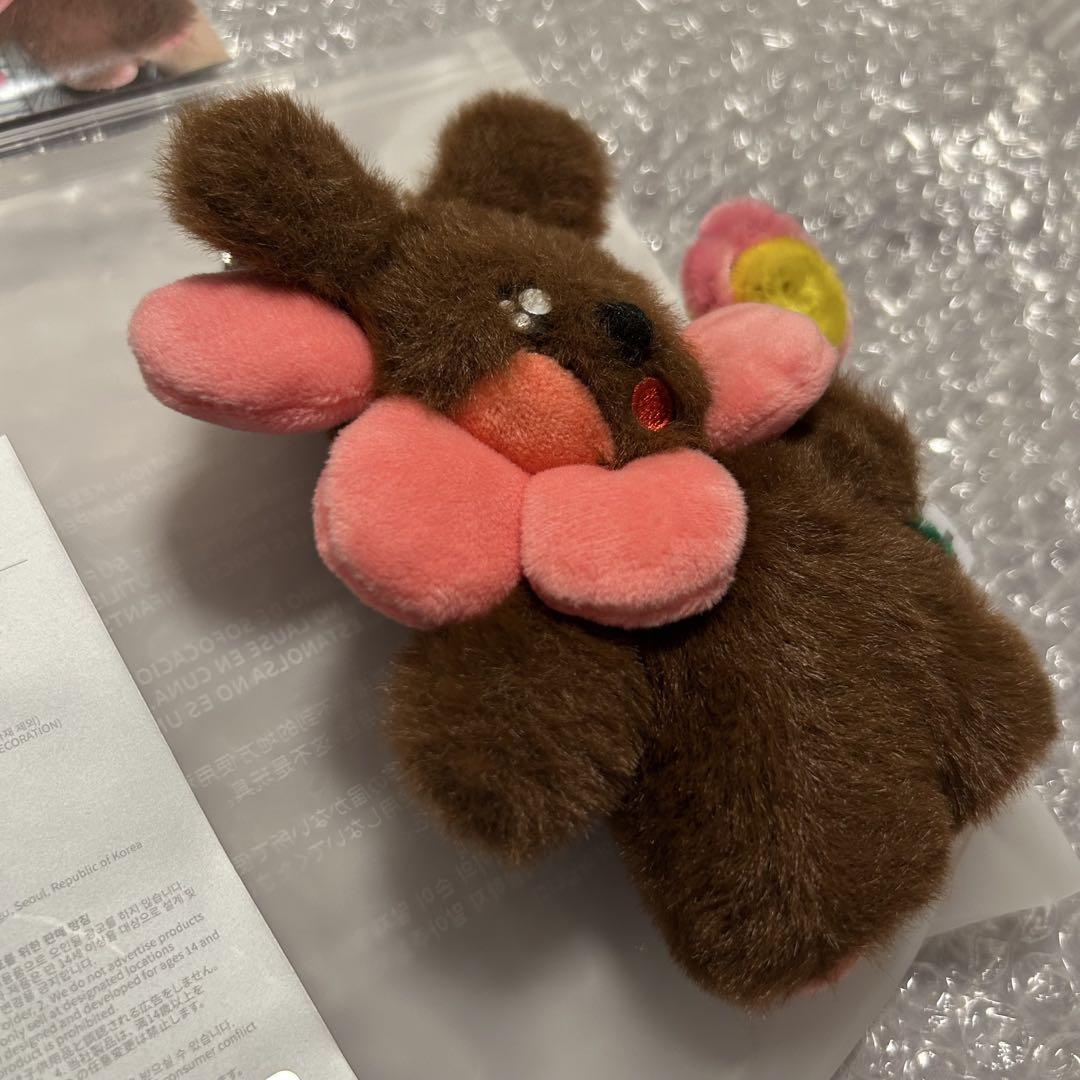 ILLIT Plush Keyring ウォンヒ ぬいぐるみ キーリング - メルカリ