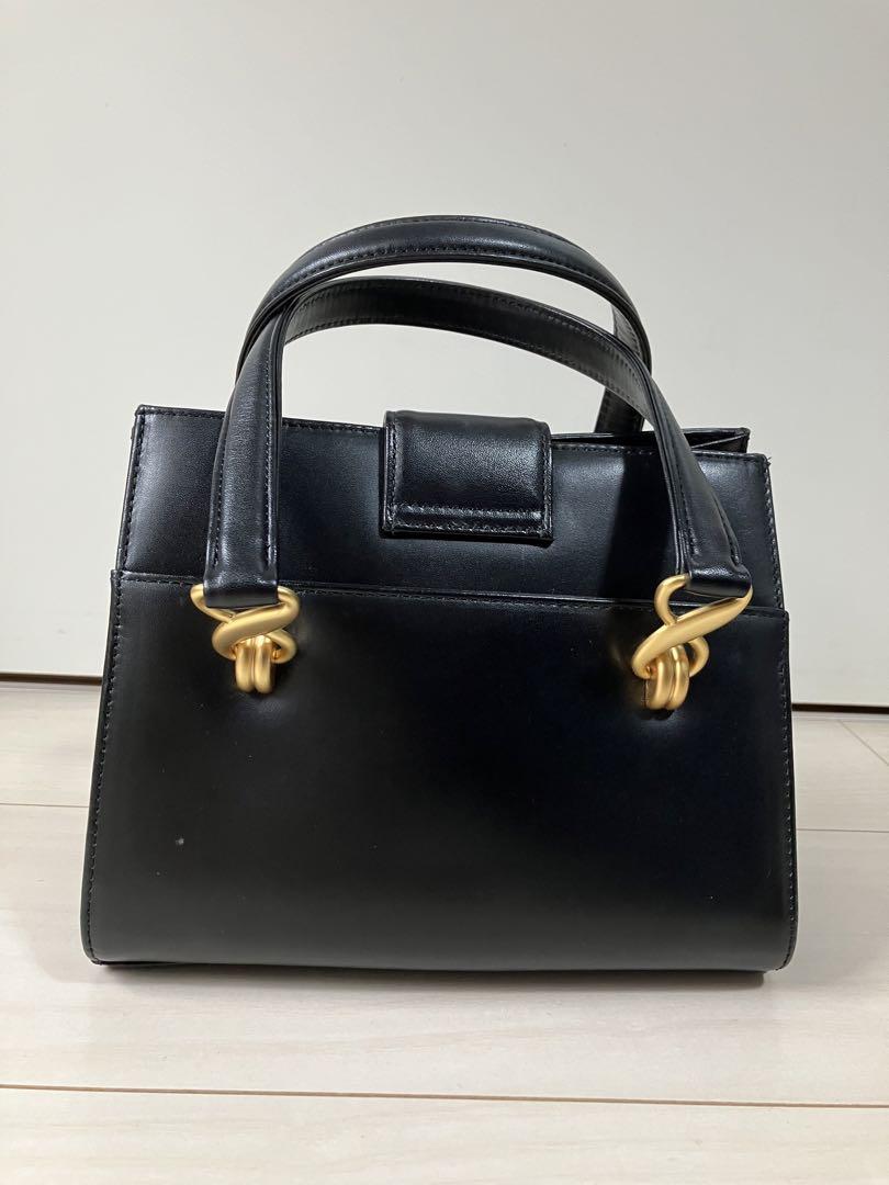 Ungaro 黒 レザー ハンドバッグ ショルダーストラップ付き