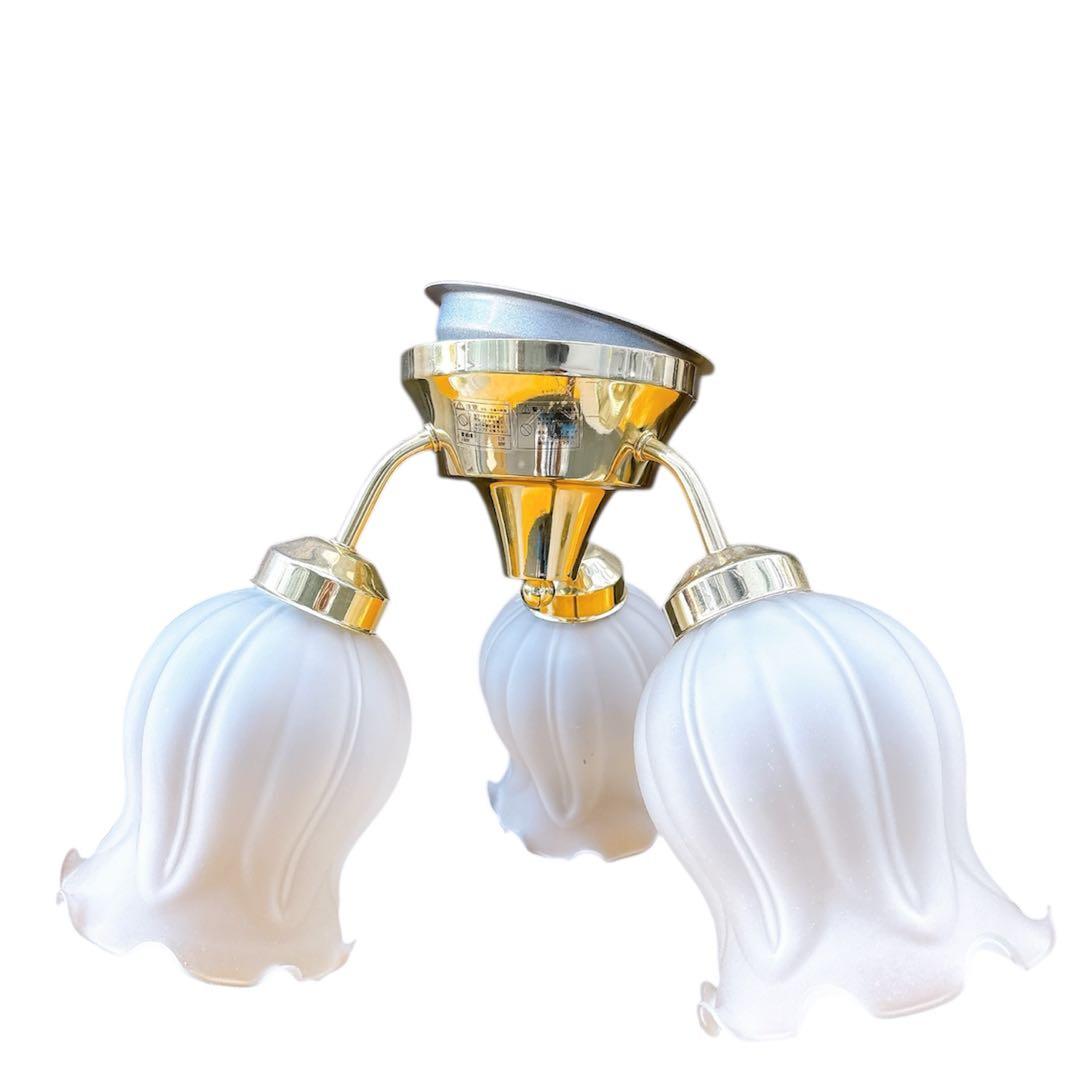 KISHIMAフラワー型 鈴蘭 シャンデリア 3灯 GEM-6882 KISHIMAフラワー型 鈴蘭 シャンデリア 3灯 GEM-6882