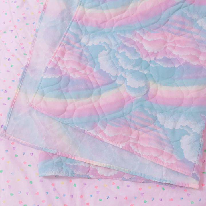 ♡レインボーキルティングベッドカバー シーツ レトロファンシートイ