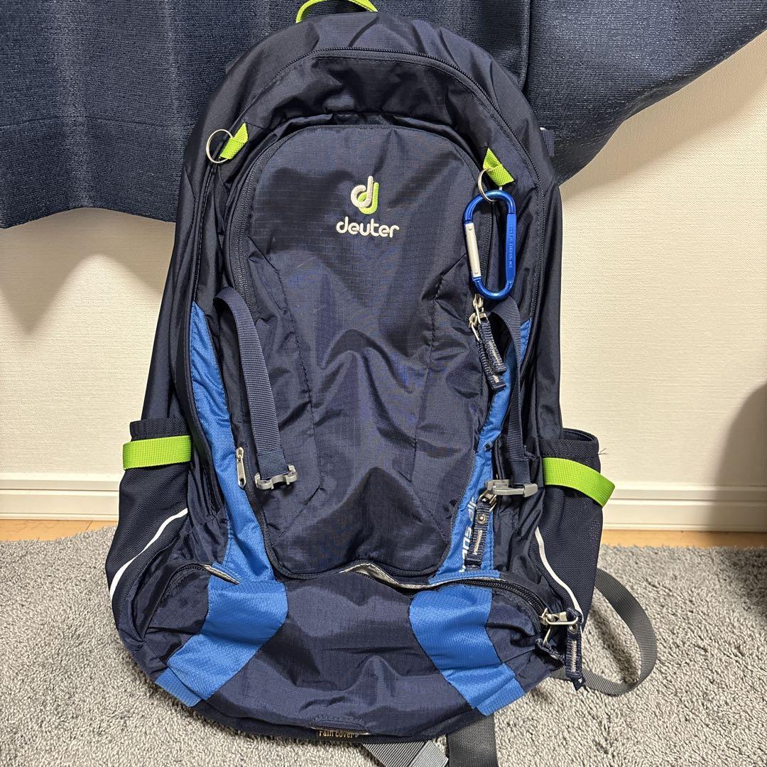 deuter 30L リュックアウトドアリュック ネイビー