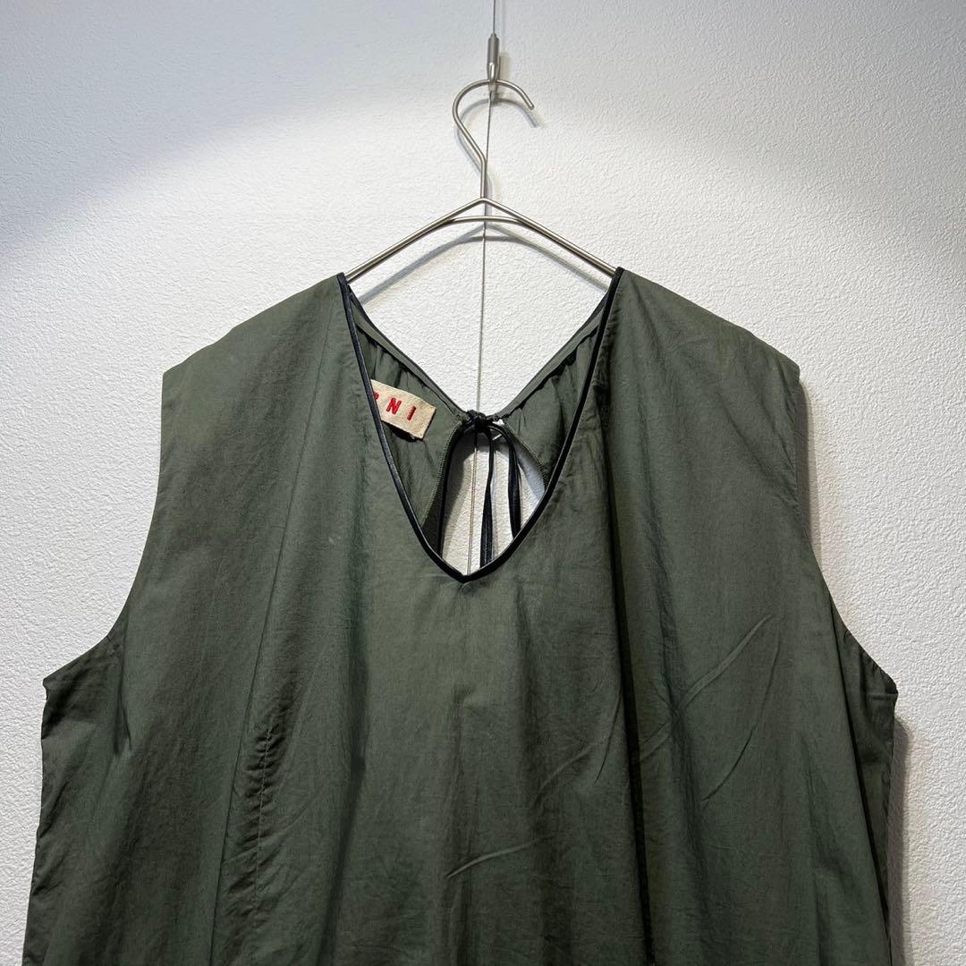 希少 マルニ 上質 ノースリーブ Vネック Aライン フレアデザイン ワンピース