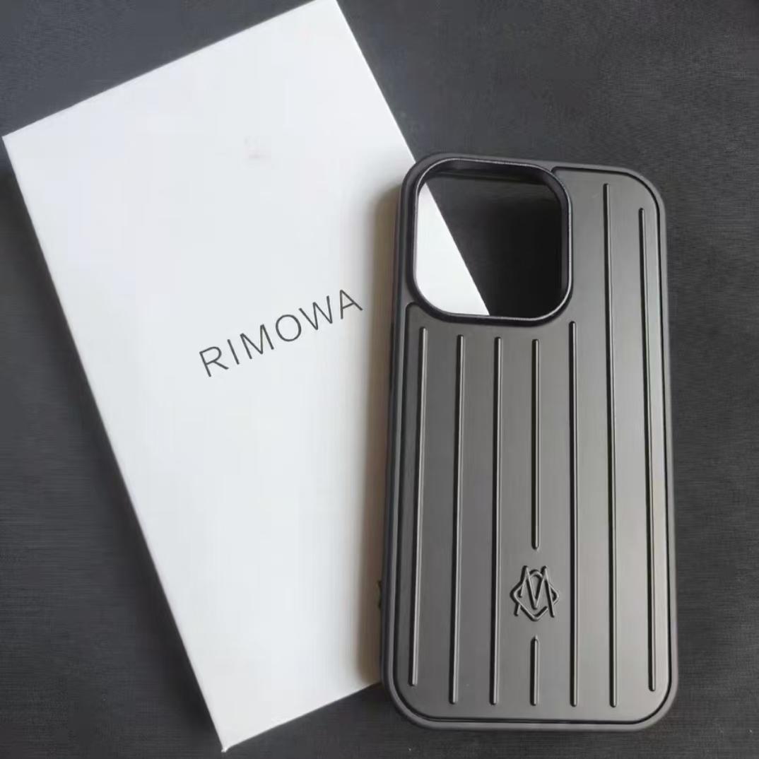 美品】rimowa リモワ iPhone 16 pro ケース ブラック
