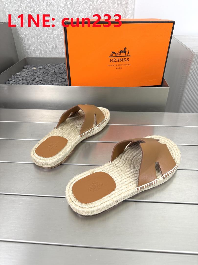 HERMES ブラウン フラットサンダル