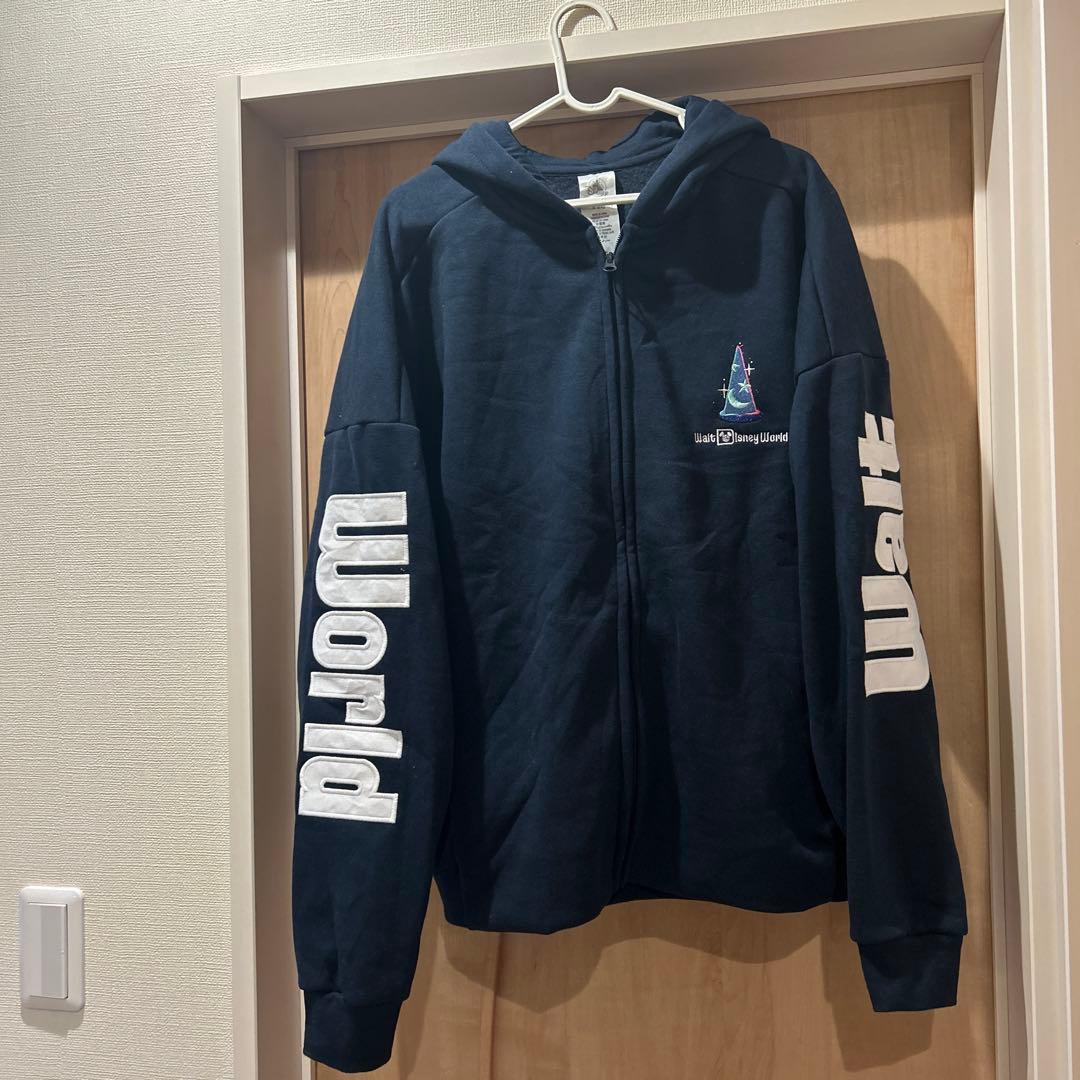 Disney Worldソーサラーミッキーネイビージップパーカー