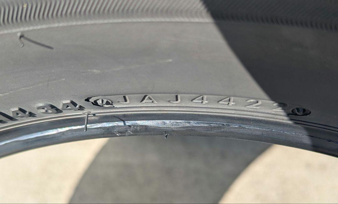 ブリザックVRX3　215/70R15スタッドレスタイヤ4本セット　ブリヂストン