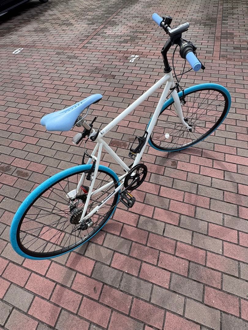 交通費のみ目立った傷や汚れなし