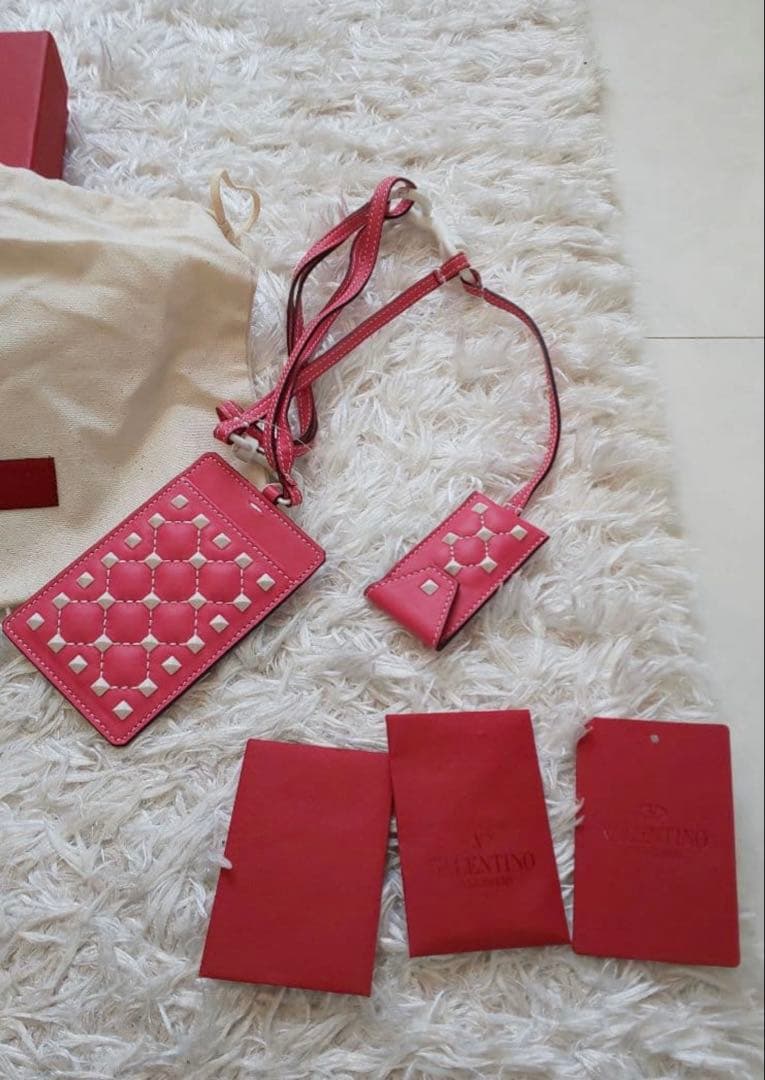 ☆ヴァレンティノ☆ カードケース 新品 ☆ヴァレンティノ☆ カードケース 新品