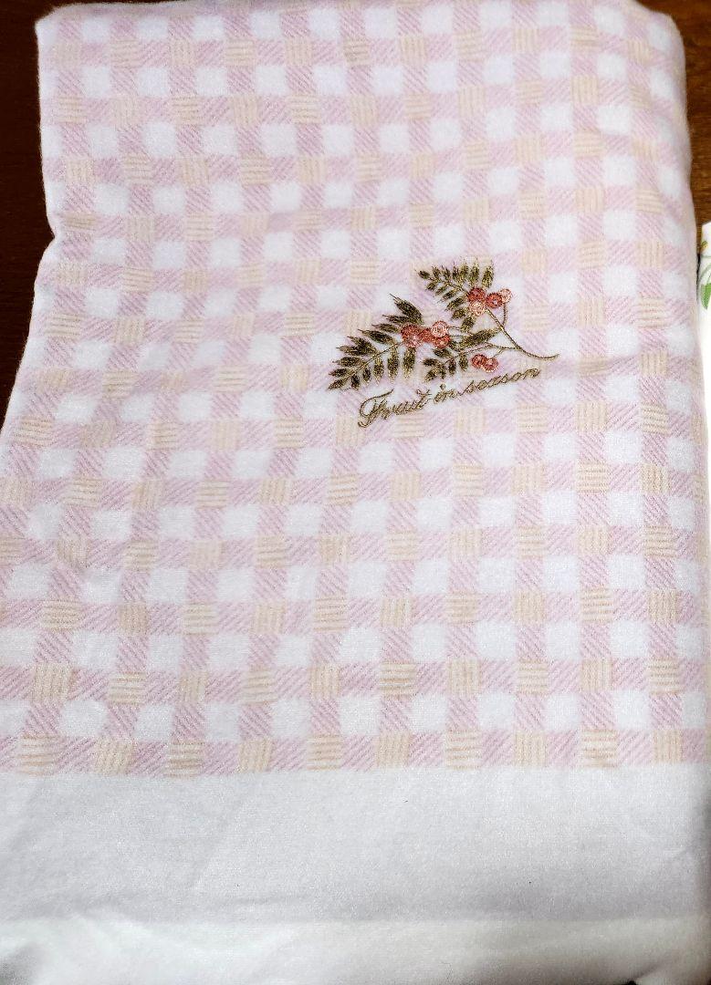 ☆未使用☆フラットシーツ シングルサイズ ピンクチェック柄刺繍付き