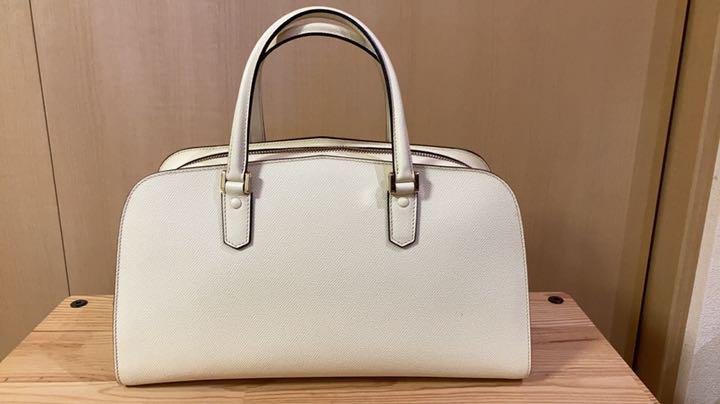 ヴァレクストラのバッグ - メルカリ ヴァレクストラのバッグ - メルカリ