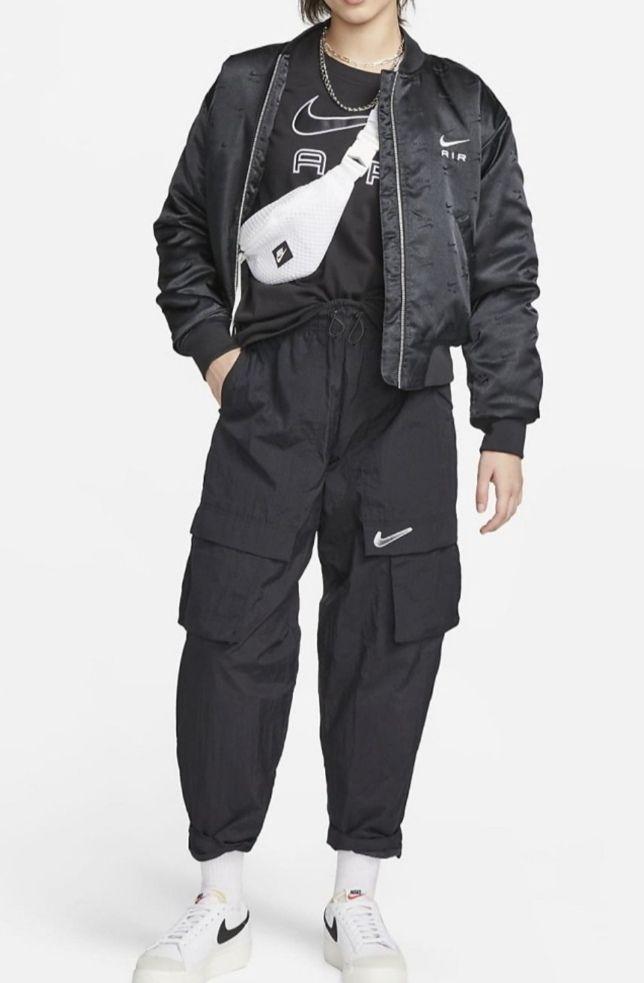 NIKE AIR レディース Lサイズ ボンバージャケット 総柄 ショート丈 NIKE AIR レディース Lサイズ ボンバージャケット 総柄 ショート丈