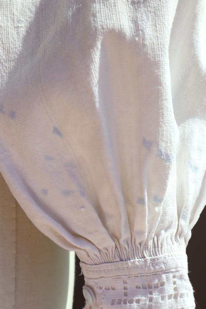 トップス 1940s Blue Embroidered Romanian Blouse S