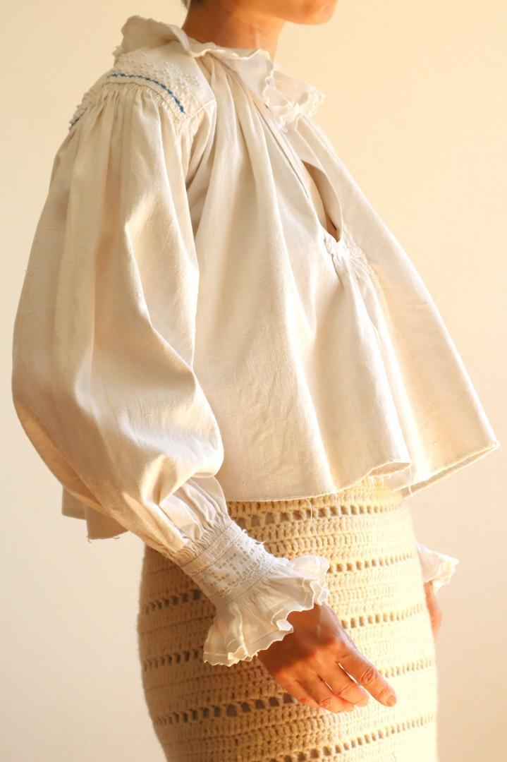トップス 1940s Blue Embroidered Romanian Blouse S