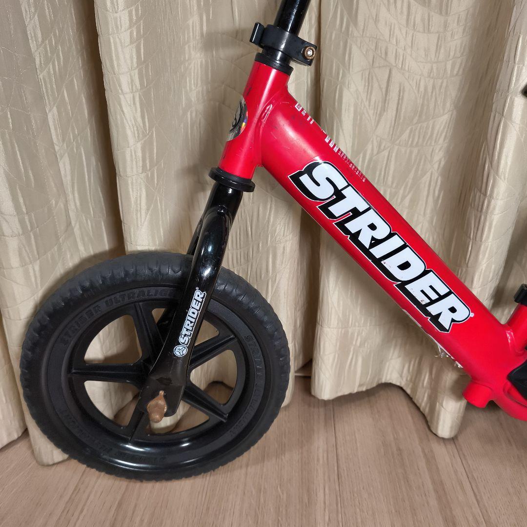 スポーツモデル レッド