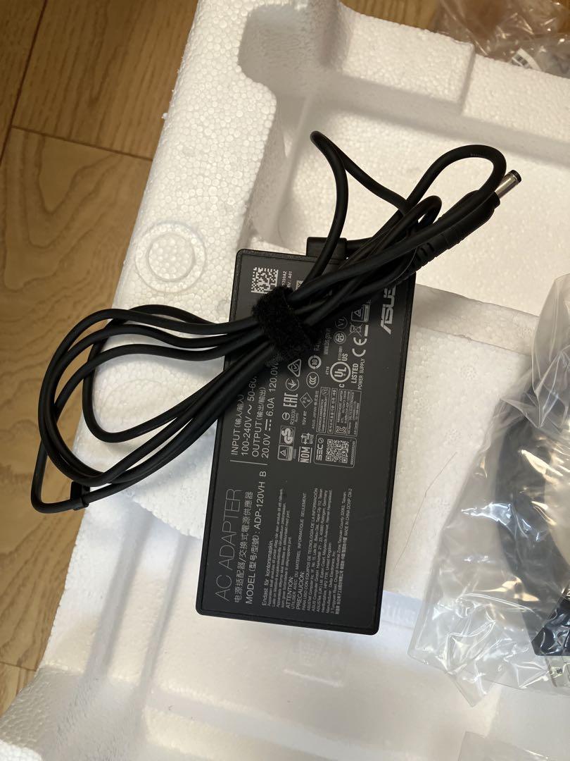 ASUS TUF GAMING VG28UQL1A 28インチ 4K 144Hz